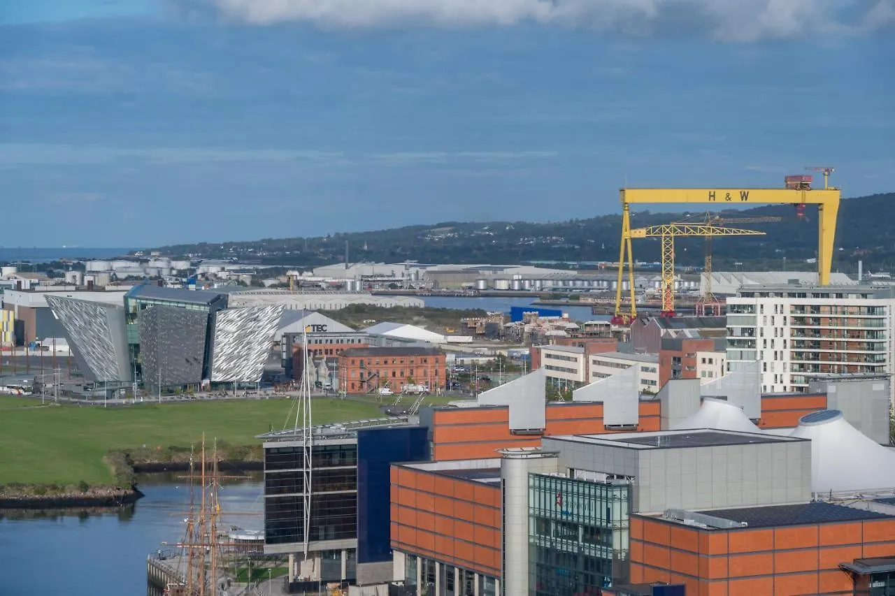 Entire Apartment With Sea View In Prime Location Belfast