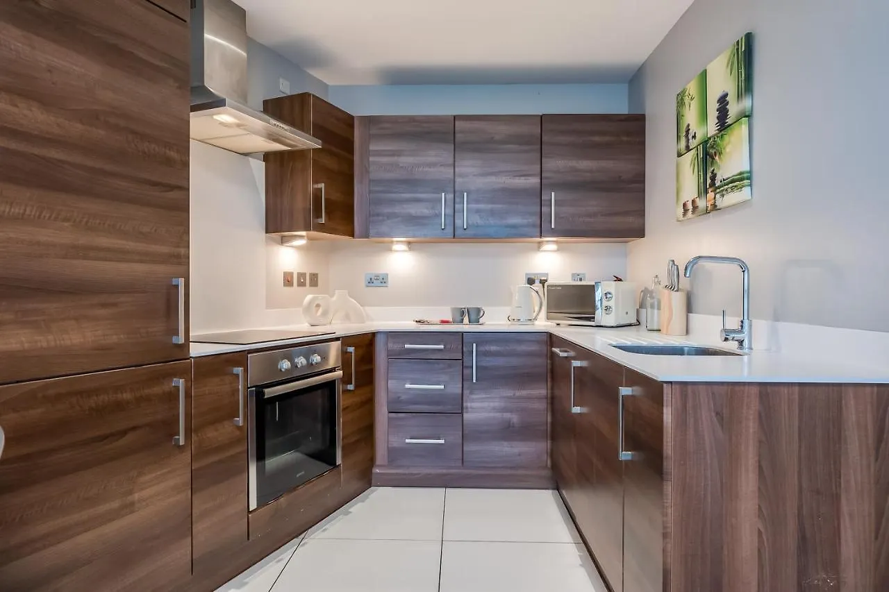 Entire Apartment With Sea View In Prime Location Belfast 0*,  United Kingdom