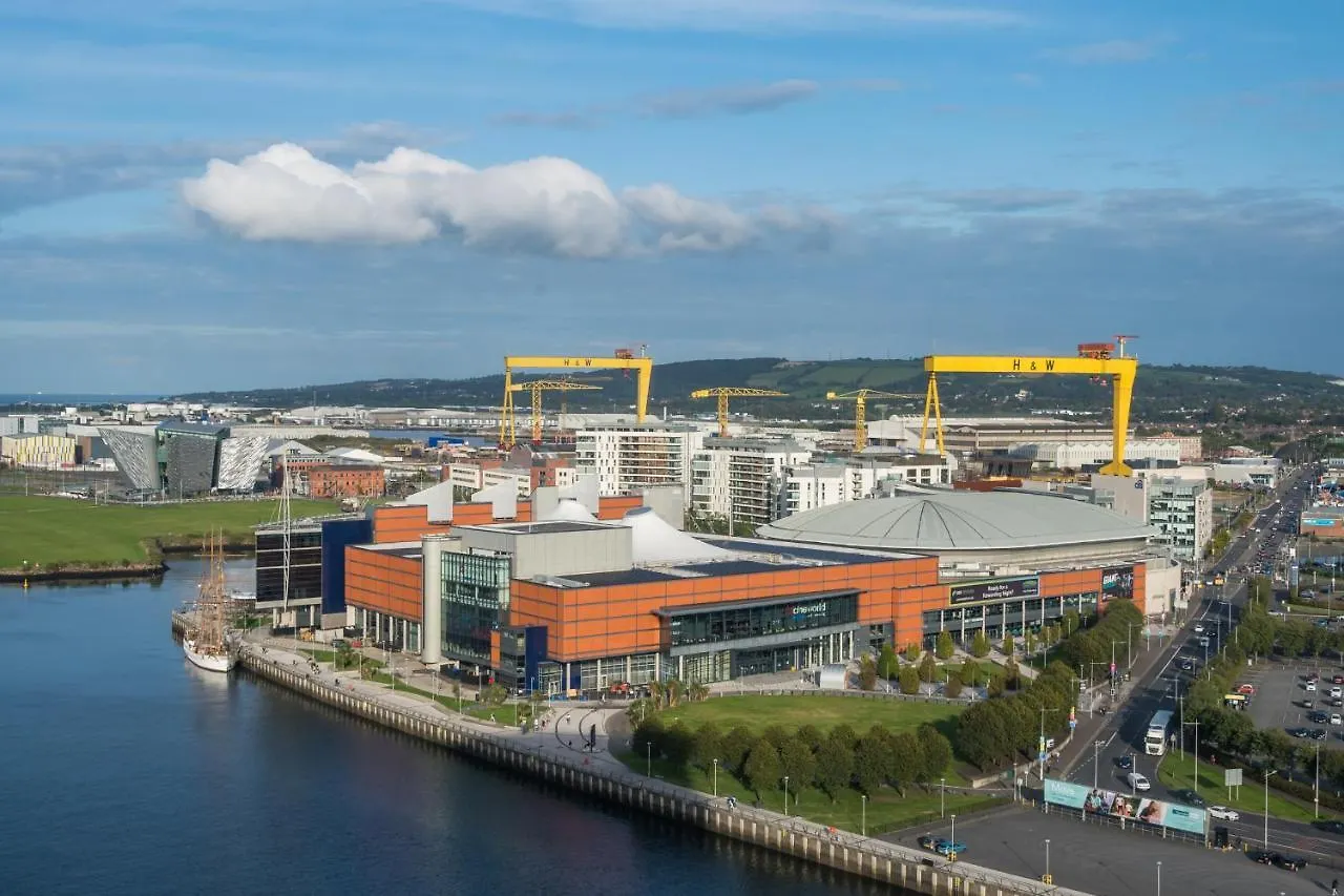 Entire Apartment With Sea View In Prime Location Belfast